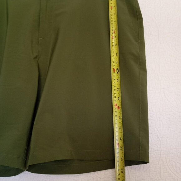 Polo Ralph Lauren Green Mens Golf Shorts Size 42 With Button & Zip Closure - Picture 9 of 9